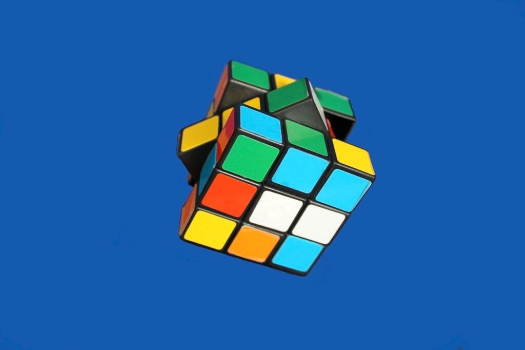 cubo-rubik-marchio-comunitario